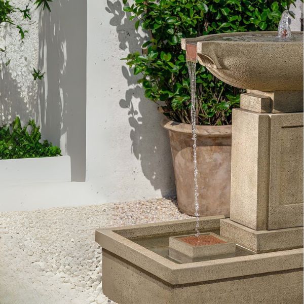 Austin Fountain in action with square splash guard.