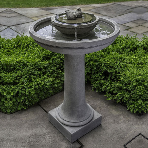 Bird Bath Fountains Collection Image of Dolce Nido Fountain in action.