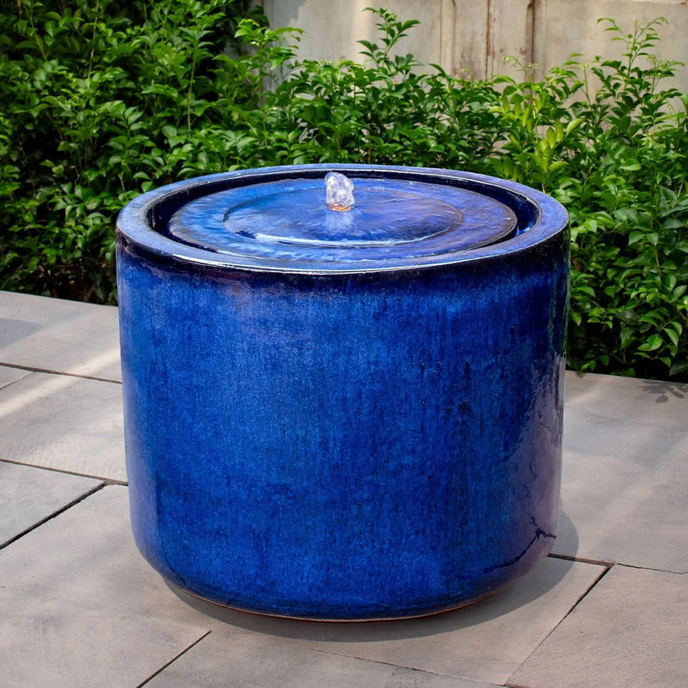 360 Fountain - Riviera Blue on concrete in action.