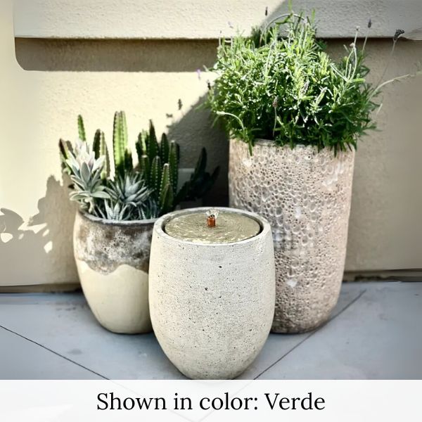 Bebel Fountain on concrete in action.