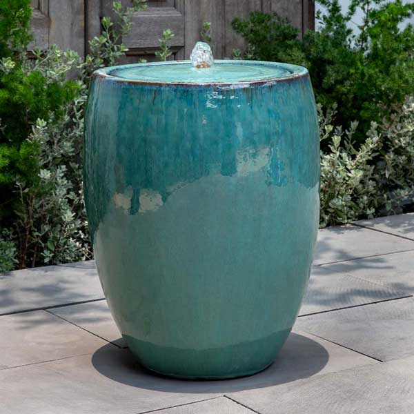 Casco Fountain - Sea Green - S/1 on concrete with plants background