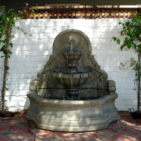 Chateau Wall Fountain on concrete in action