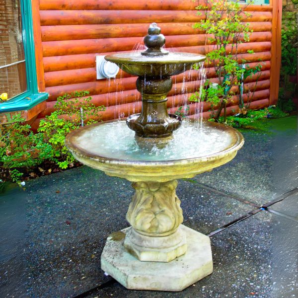 Chelsea Garden Fountain with step on concrete in action.
