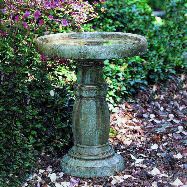Large Classic Birdbath Campania【A Relaxing Refuge】 — The Blissful Place