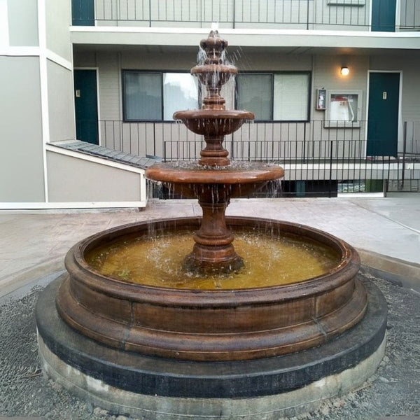 Isola Three Tier fountain in action.