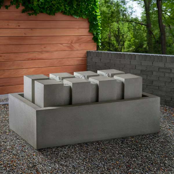 Kanal Fountain on the ground with wood and concrete background