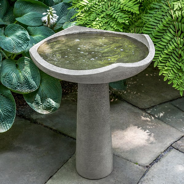 Oslo Birdbath, Medium Campania International