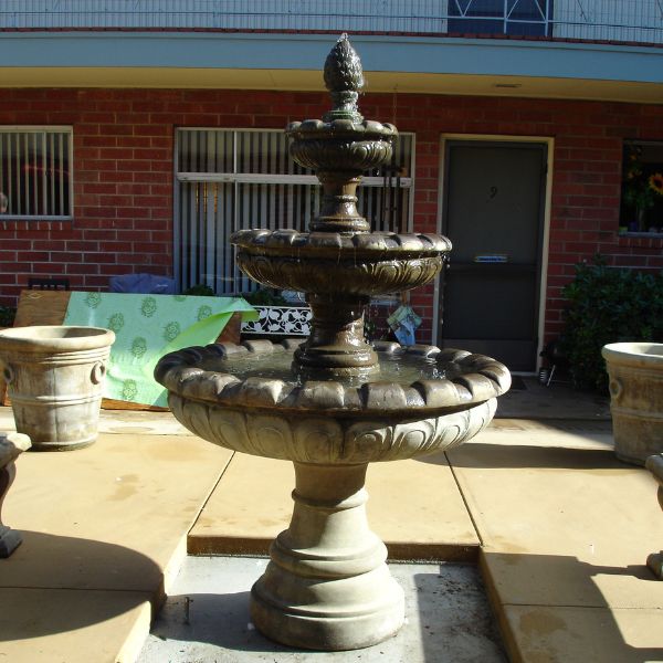 Regale Three Tier Fountain in action in the house frontage.