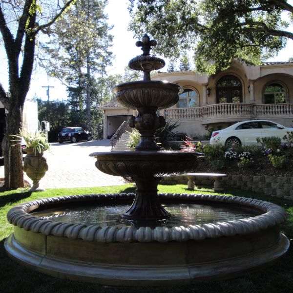 San Remo Fountain in action against the house.