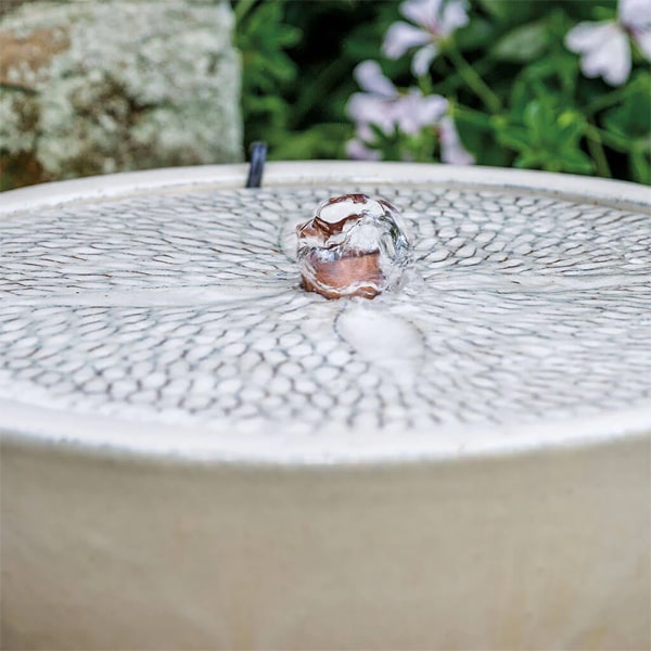 Sand Dollar Fountain in glazed cream upclose