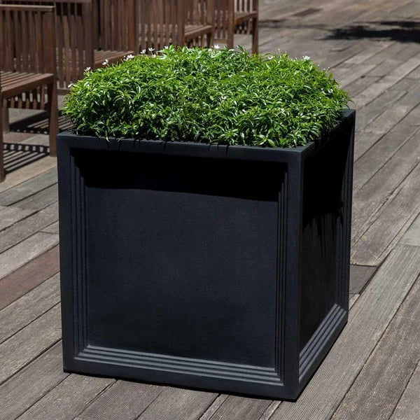 Sandhurst Square Planter, Large in Onyx Black filled with plants