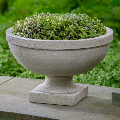 South Hampton Urn on ledge filled with plants