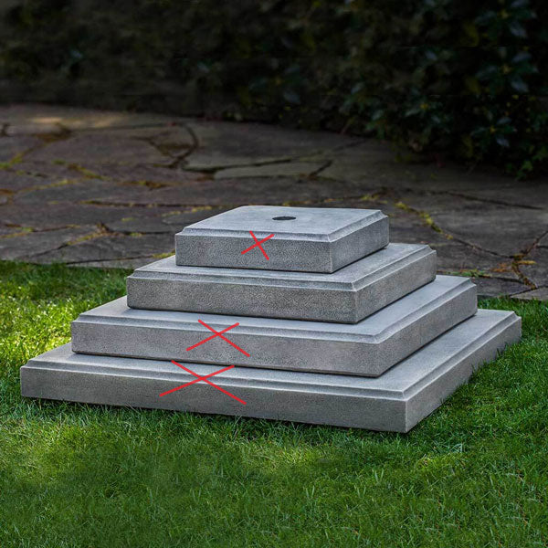 Map Plinth Square Plinth 19 on grass in the backyard