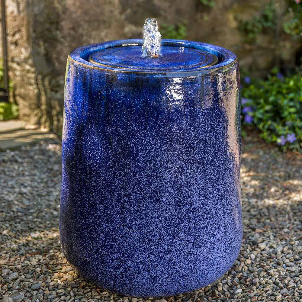 large daralis fountain in riviera blue in action