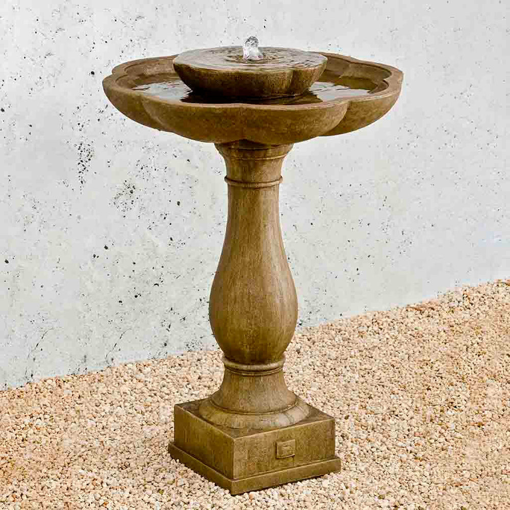 flores pedestal fountain in action