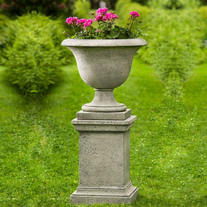 Greenwich Rustic Pedestal with fairfield urn in the backyard