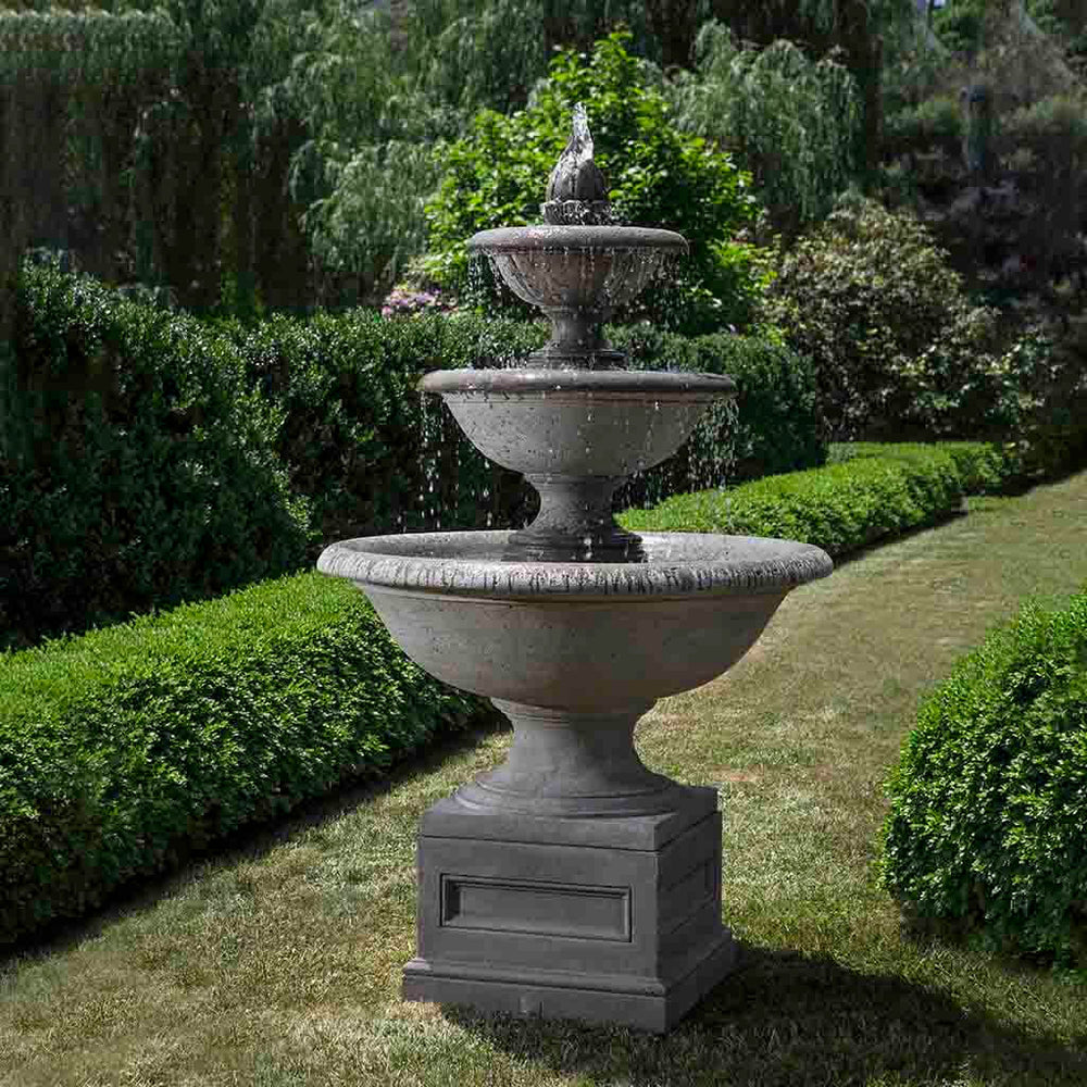 monteros fountain in action