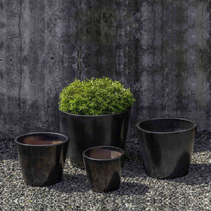 Portale Planter - Cola - S/4 on gravel filled with plants