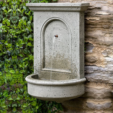 portico fountain in action