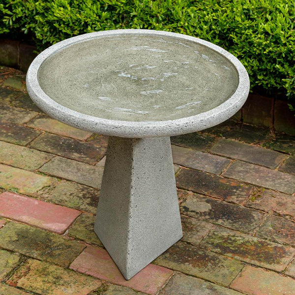 Small Aspire Birdbath Campania Inernational